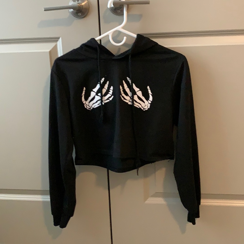 Skeleton hands cropped hoodie